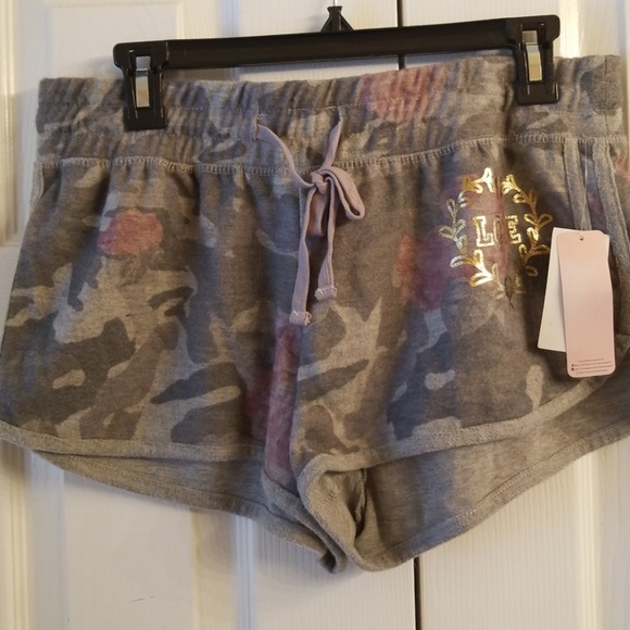 inspired hearts Pants - 🆕️Print Shorts